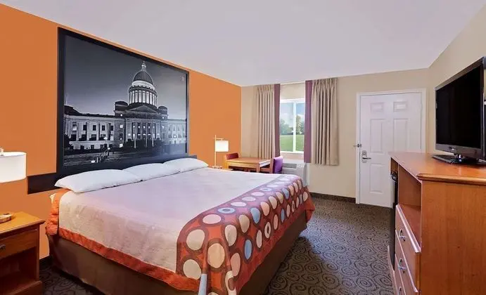 Oda, 1 En Büyük (King) Boy Yatak, Engellilere Uygun, Sigara İçilmez (Mobility)