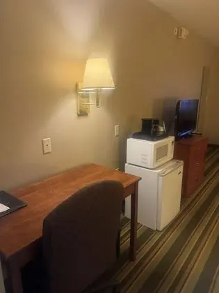 Oda, 1 En Büyük (King) Boy Yatak, Sigara İçilmez (Pet Friendly)