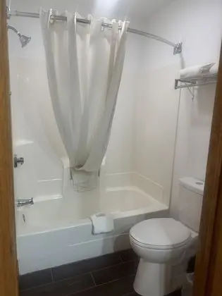 Oda, 1 En Büyük (King) Boy Yatak, Sigara İçilmez (Pet Friendly)