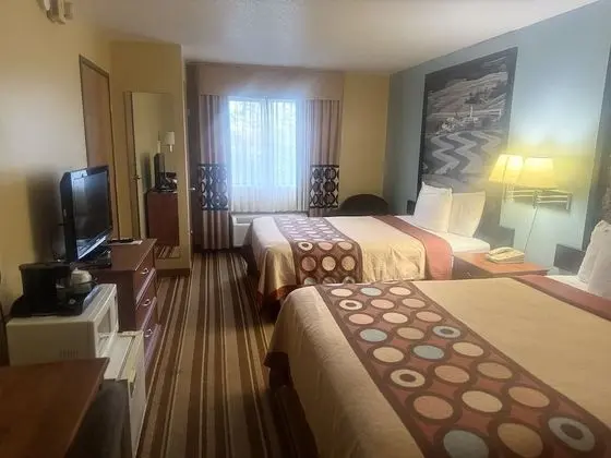 Oda, 2 Büyük (Queen) Boy Yatak, Sigara İçilmez (Pet-Friendly)