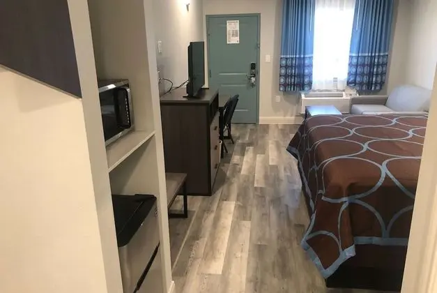 Basic Oda, 1 En Büyük (King) Boy Yatak, Sigara İçilmez
