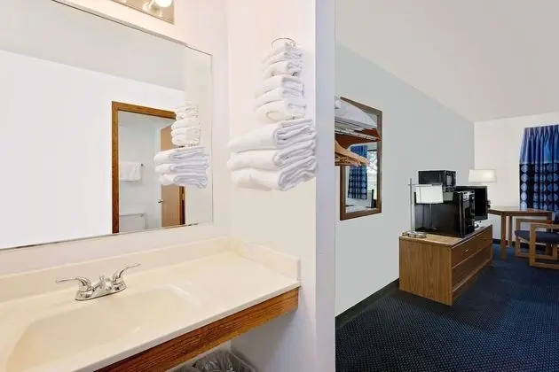 Oda, 2 Çift Kişilik Yatak, Sigara İçilmez