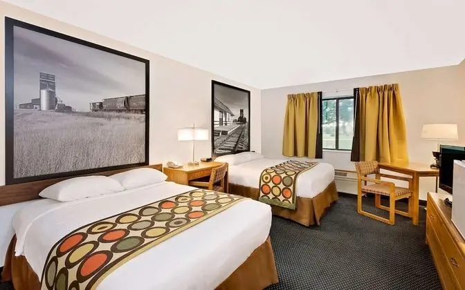 Süit, 2 Büyük (Queen) Boy Yatak, Engellilere Uygun, Sigara İçilmez