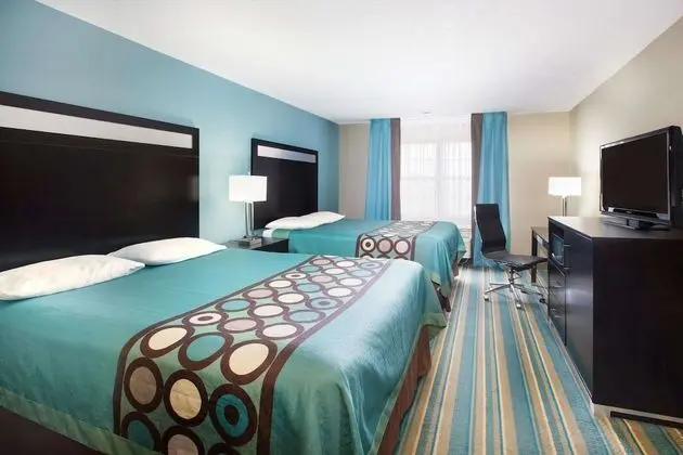 Oda, 2 Büyük (Queen) Boy Yatak, Sigara İçilebilir