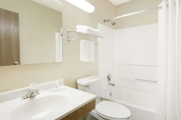 Oda, 1 Büyük (Queen) Boy Yatak, Mikrodalga