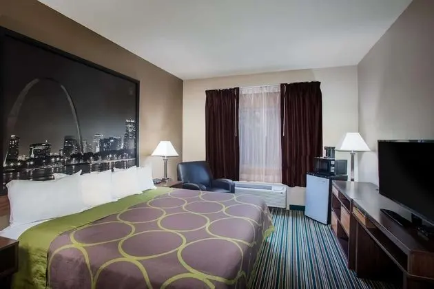 Oda, 1 En Büyük (King) Boy Yatak, Engellilere Uygun, Sigara İçilmez