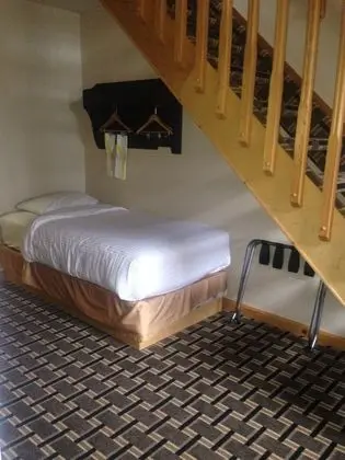 Çatı Katı (Loft)
