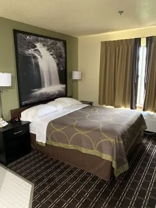 Standard Oda, 1 Büyük (Queen) Boy Yatak