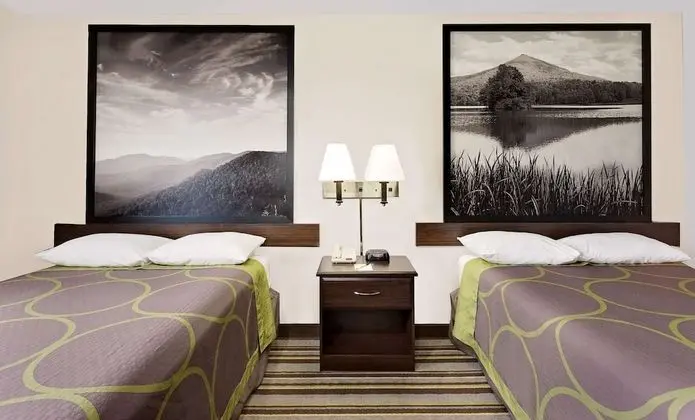 Oda, 2 Büyük (Queen) Boy Yatak, Sigara İçilmez