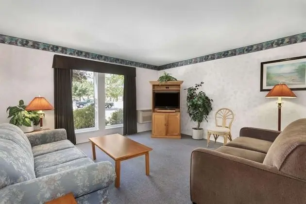 Süit, Birden Çok Yatak, Sigara İçilmez (Two-Bedroom)