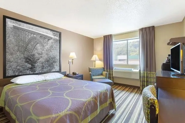 Oda, 1 Büyük (Queen) Boy Yatak