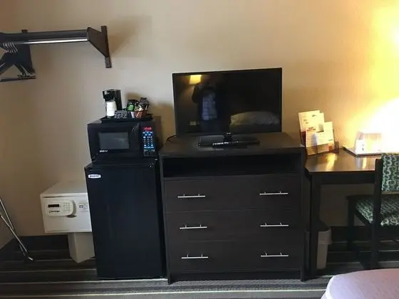 Oda, 1 Büyük (Queen) Boy Yatak