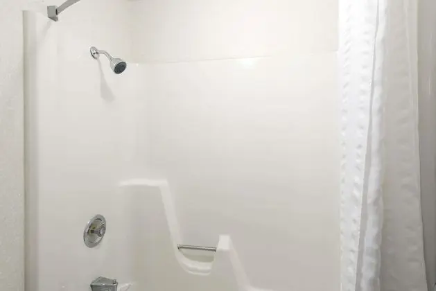 Oda, 2 Çift Kişilik Yatak, Sigara İçilmez