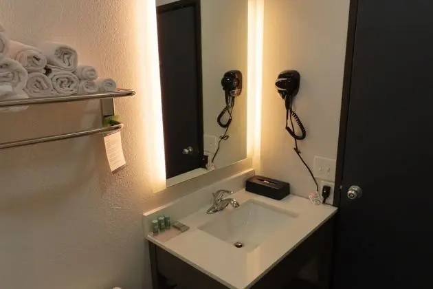 Standard Oda, 2 Büyük (Queen) Boy Yatak, Sigara İçilmez