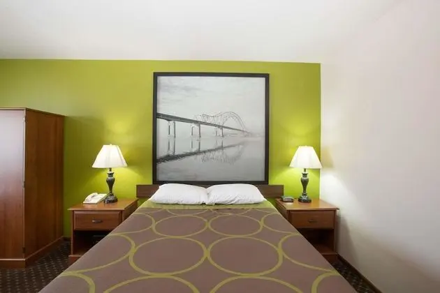 Oda, 1 Büyük (Queen) Boy Yatak, Sigara İçilebilir