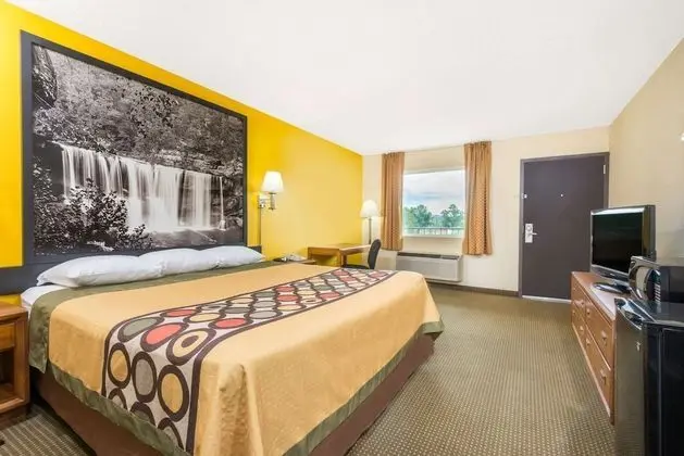 Oda, 1 En Büyük (King) Boy Yatak, Engellilere Uygun, Sigara İçilmez