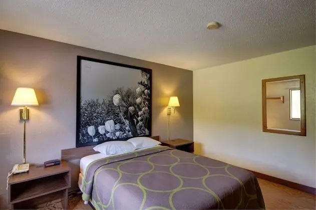 Oda, 1 Büyük (Queen) Boy Yatak, Sigara İçilmez