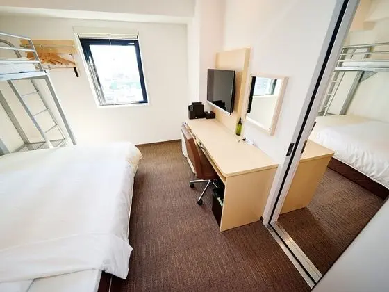 Oda, Sigara İçilmez, Bağlantılı Odalar (2 Double & 2 Upper Bunk Bed)