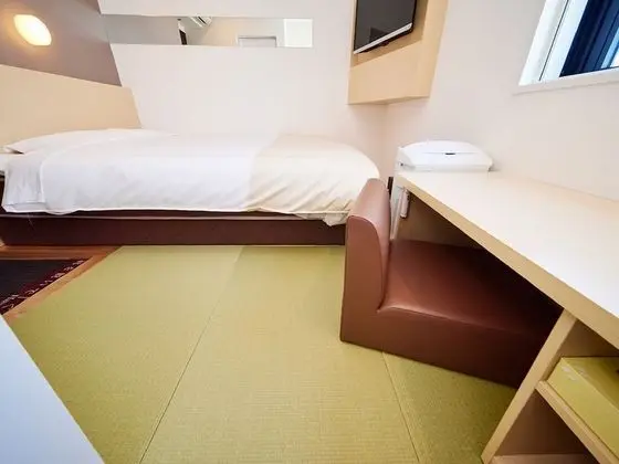 Tek Büyük Yataklı Oda, Sigara İçilmez (Upper Floor Japanese Western)