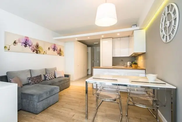 Apart Daire, Sigara İçilmez (Love Dluxe)