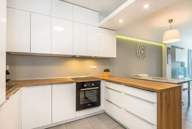 Apart Daire, Sigara İçilmez (Love Dluxe)