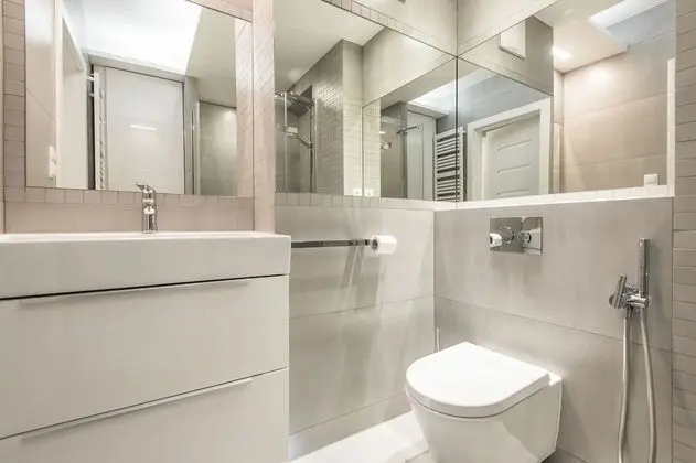 Apart Daire, Sigara İçilmez (Love Dluxe)