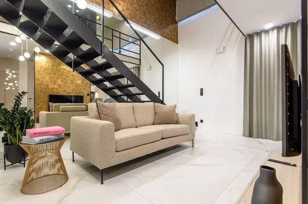 Design Apart Daire, Sıcak Su Havuzu