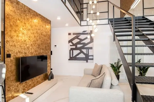 Design Apart Daire, Sıcak Su Havuzu