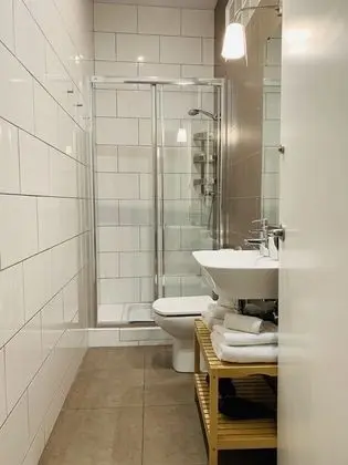 İki Ayrı Yataklı Oda, Özel Banyo