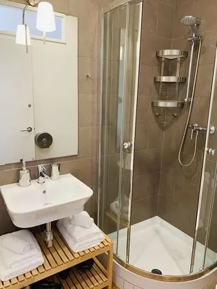 İki Ayrı Yataklı Oda, Özel Banyo