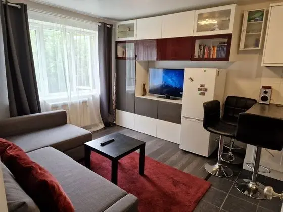 Apart Daire, 1 Büyük (Queen) Boy Yatak ve Çekyat