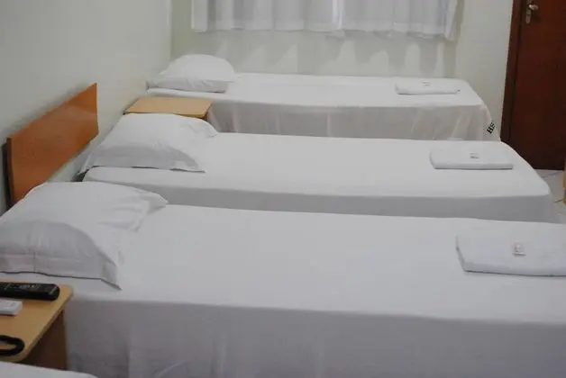 Standard Üç Kişilik Oda, 3 Tek Kişilik Yatak