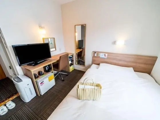 Tek Büyük Yataklı Oda, Sigara İçilebilir (Semi-double bed)