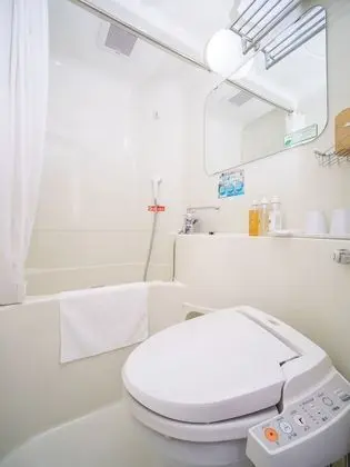 Tek Büyük Yataklı Oda, Sigara İçilebilir