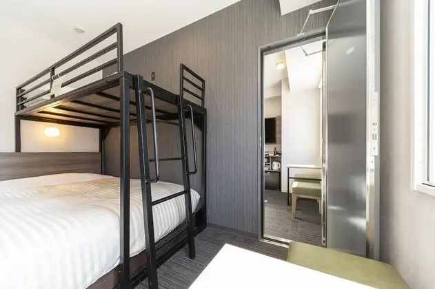 Oda, Sigara İçilmez (Super Room Connecting)