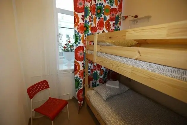 Ortak Ranzalı Oda, Karma Ranzalı Oda