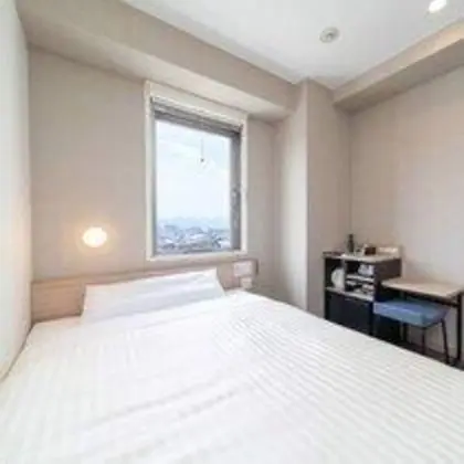 Tek Kişilik Oda, Sigara İçilmez