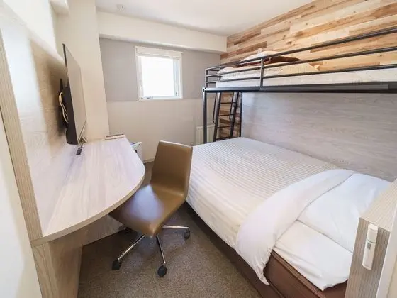 Tek Büyük Yataklı Oda, Sigara İçilmez (with Loft Bed)