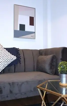 Deluxe Apart Daire, Banyolu/Duşlu (Ground Floor)