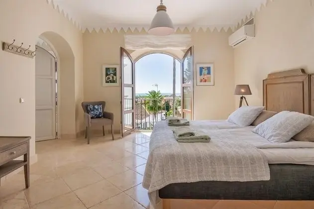 Villa, 6 Yatak Odası (18024)