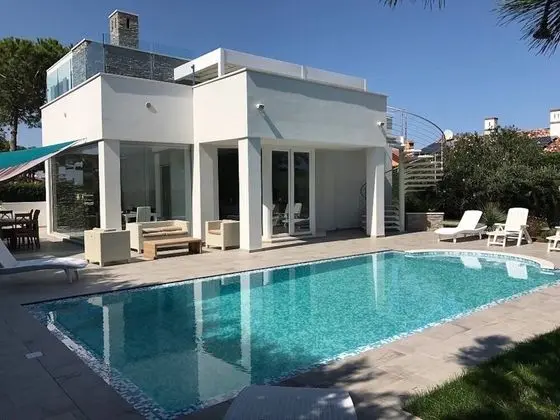 Villa, 6 Yatak Odası, Veranda