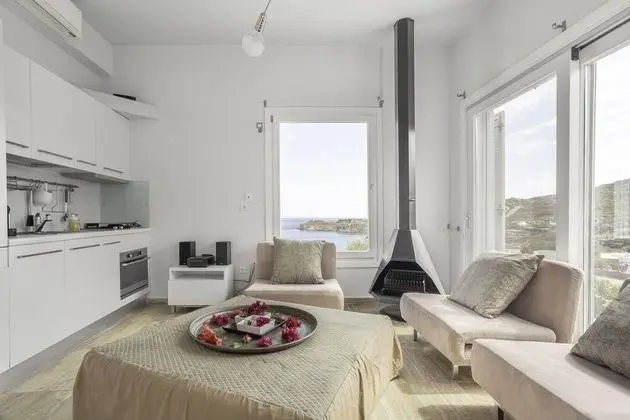 Luxury Villa, Plaj Kenarı (Super Rock Retreat)