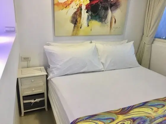 Design Dört Kişilik Oda, 2 Büyük (Queen) Boy Yatak, Sigara İçilmez, Şehir Manzaralı