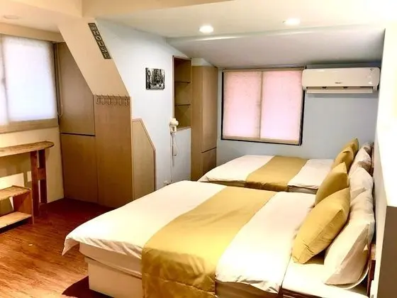 Romantic Dört Kişilik Oda, 2 Büyük (Queen) Boy Yatak, Sigara İçilmez, Şehir Manzaralı