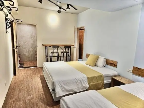 Romantic Dört Kişilik Oda, 2 Büyük (Queen) Boy Yatak, Sigara İçilmez, Şehir Manzaralı