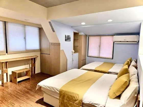 Romantic Dört Kişilik Oda, 2 Büyük (Queen) Boy Yatak, Sigara İçilmez, Şehir Manzaralı