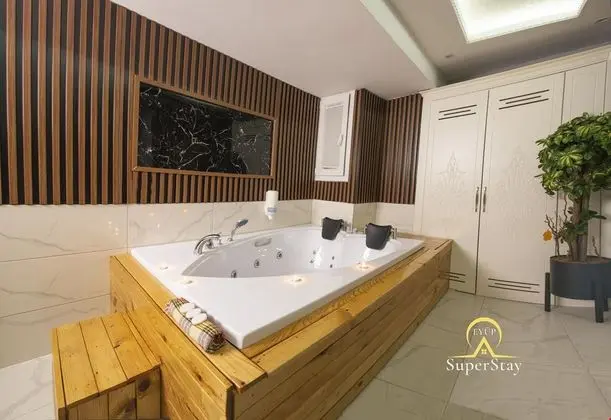 Deluxe Private Pool Rooms 