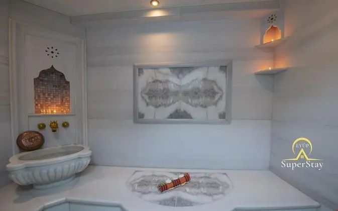 Deluxe Private Pool Rooms 