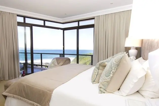 Villa - Beach Front