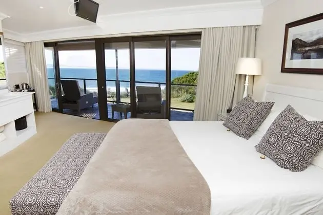 Villa - Beach Front